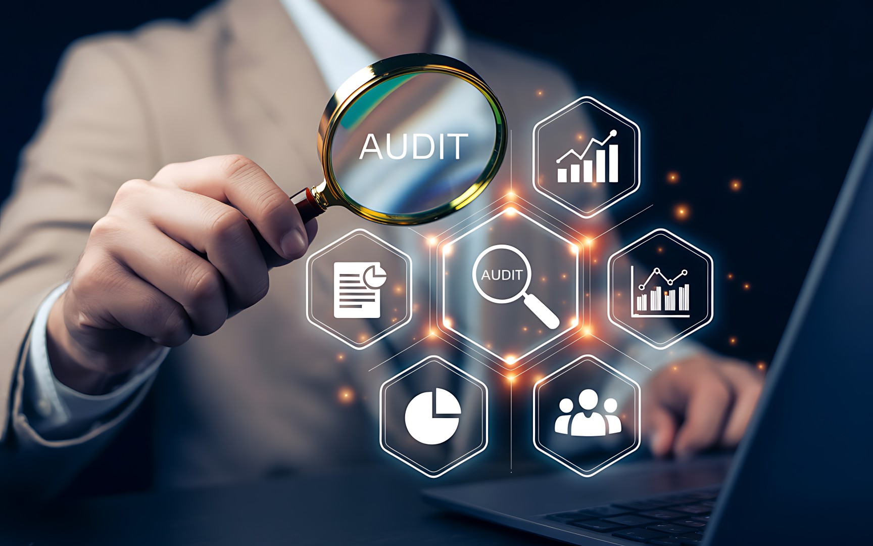 Loupe portant la mention audit et indicateurs illustrant l’audit de sécurité informatique de Healem à Saint-Gaudens